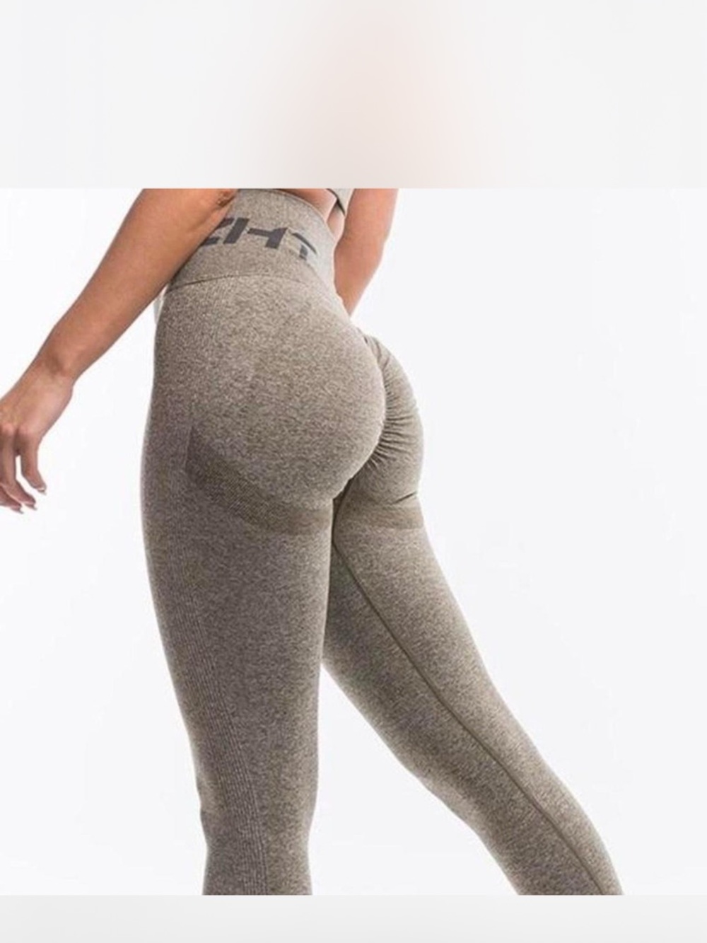 ECHT Arise Scrunch Leggings olive small  butt lifting seamless booty scrunch